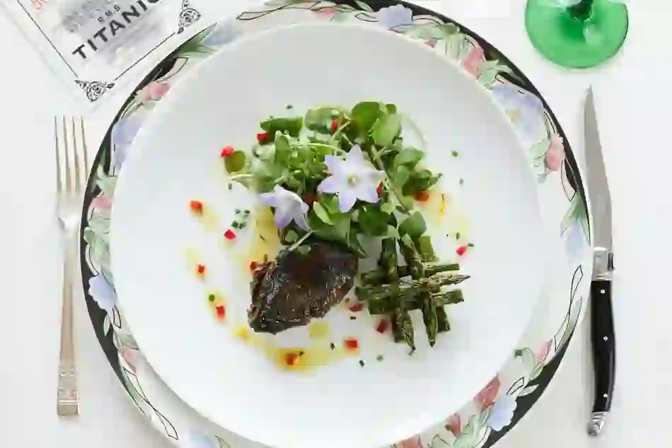 titanic-last-meal-plate-rayanne-house-belfast-l